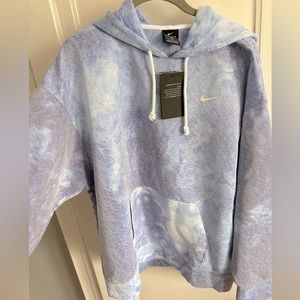 Nike Hoodie Large NWT